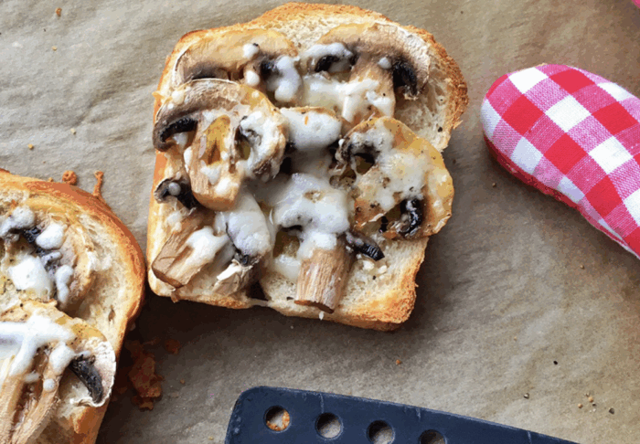 “CROSTONI” with mushrooms