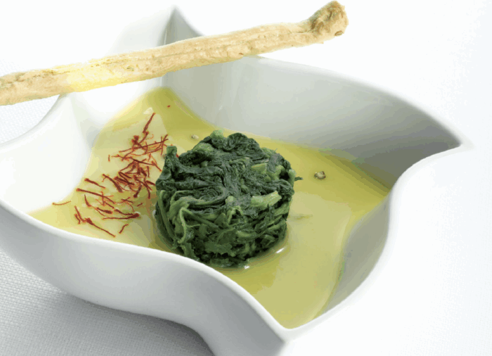 Senape selvatica di campo in vellutata di patate di zapponeta e pistilli di zafferano