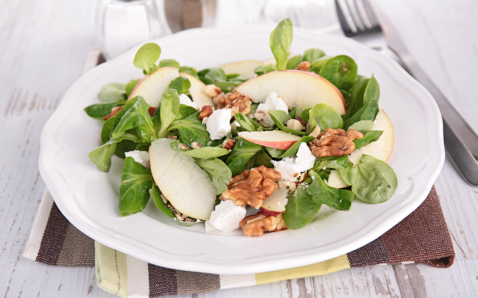 Insalata di fichi, noci e mele