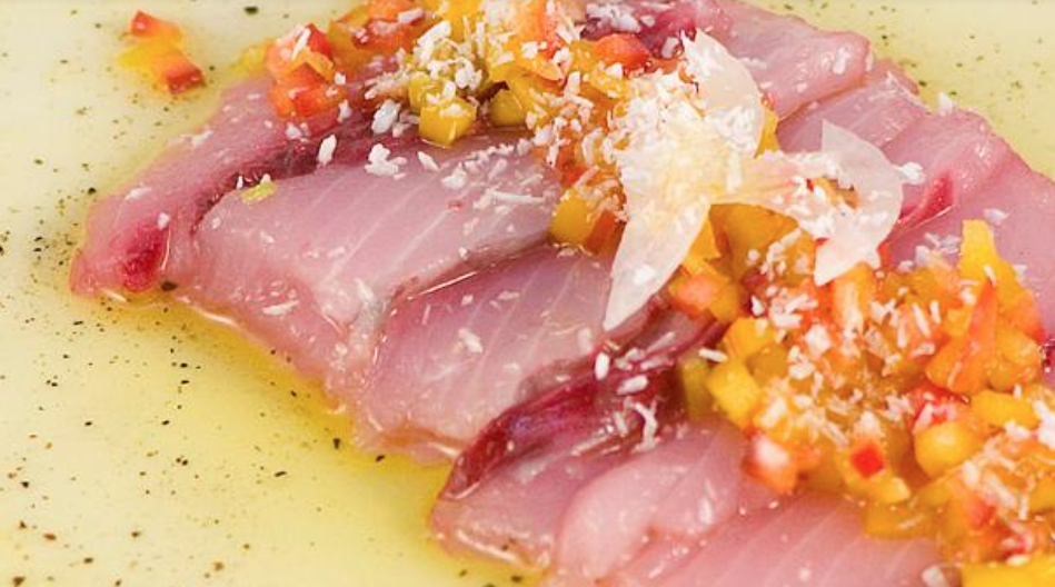 Carpaccio di tonno al latte di cocco
