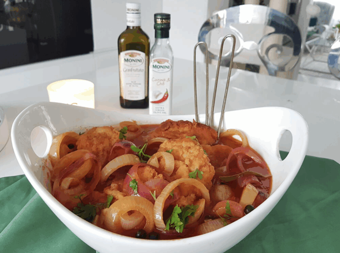 Kotleciki z piersi kurczaka w zalewie pomidorowej