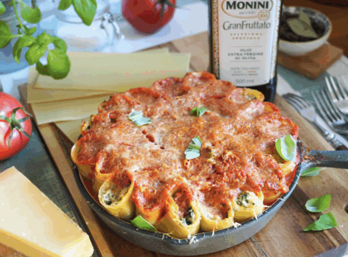 Rotolo ze szpinakiem i ricottą