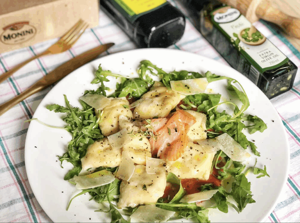 Ravioli z łososiem i ricottą