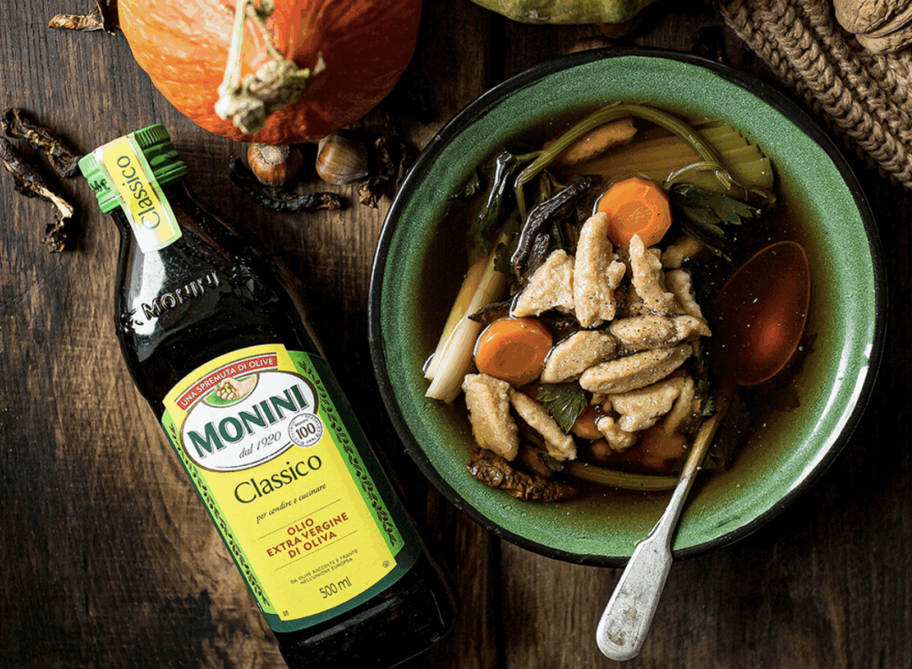 Bulion z kluseczkami z dyni