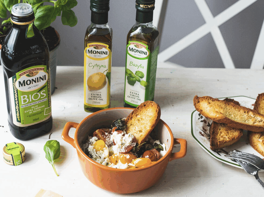 Pieczona ricotta z ziołami i chrupiącym pieczywem