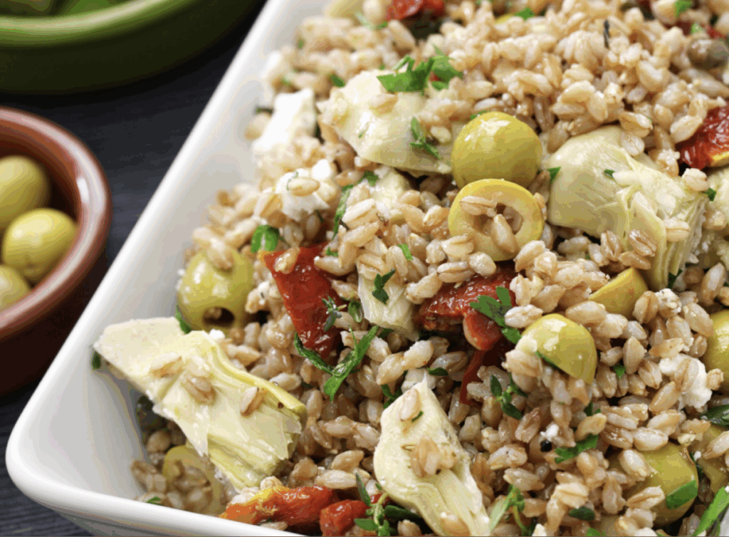 Insalata fredda di farro e carciofi