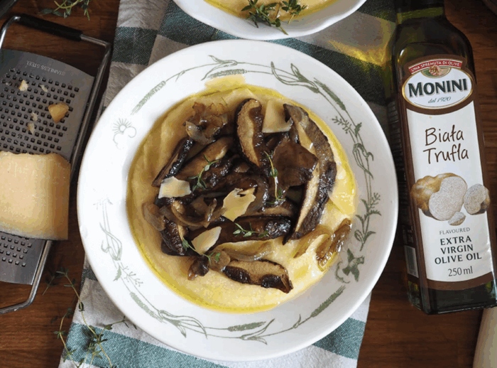 Polenta z grzybami i oliwą truflową
