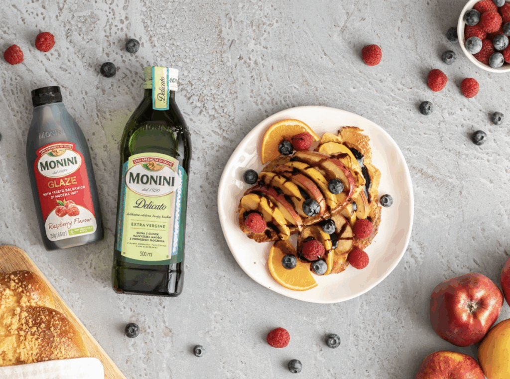 Tosty francuskie z karmelizowanymi owocami