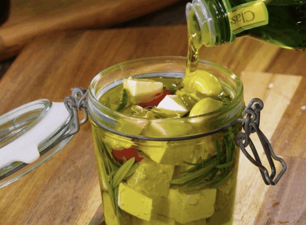 Ser marynowany w oliwie