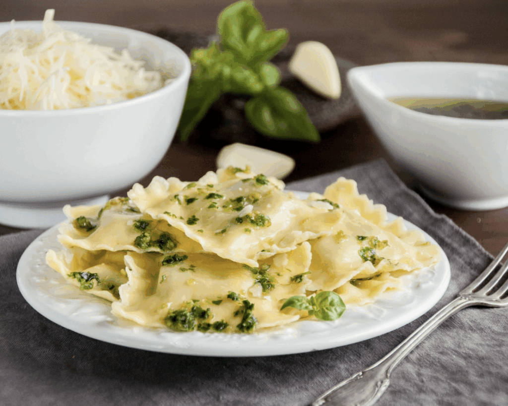 Ravioli met asperges en ricotta